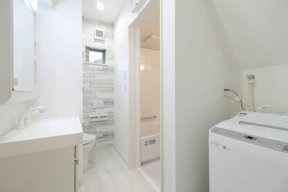 Bhotel Ball Park - Newlybuild 2 Bedrm Apt 2 Mins Baseball Museum 4Ppl Хирошима Екстериор снимка